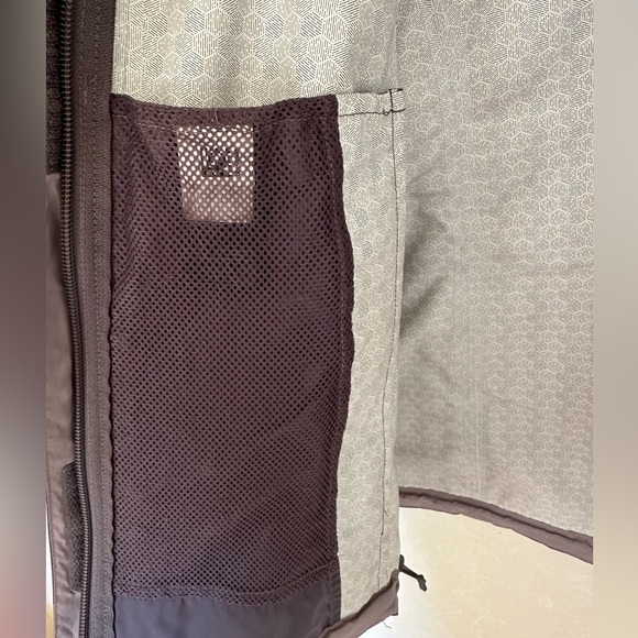 The North Face Women’s Rain jacket, size medium, color heather grey - Picture 8 of 9